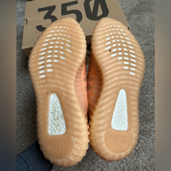Adidas Yeezy Boost 350 V2 - ‘Mono Clay’ - Picture 7 of 11